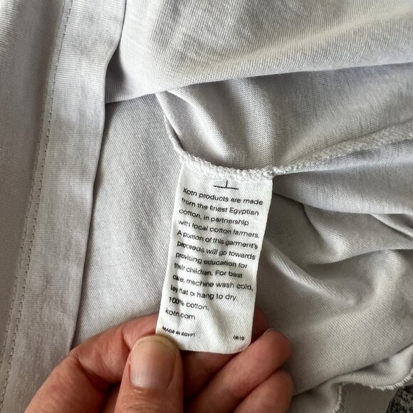 Kotn Women’s Essential Crew Grey White T-Shirt Size Small - Picture 4 of 6